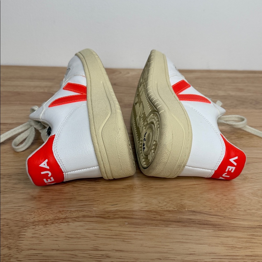 Veja CWL White and Orange Sneakers - Picture 11 of 14